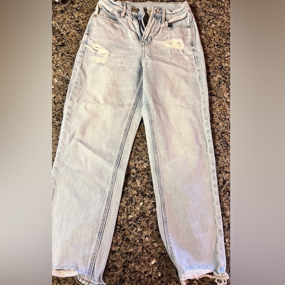 American Eagle Outfitters Distressed Light Blue Jeans
